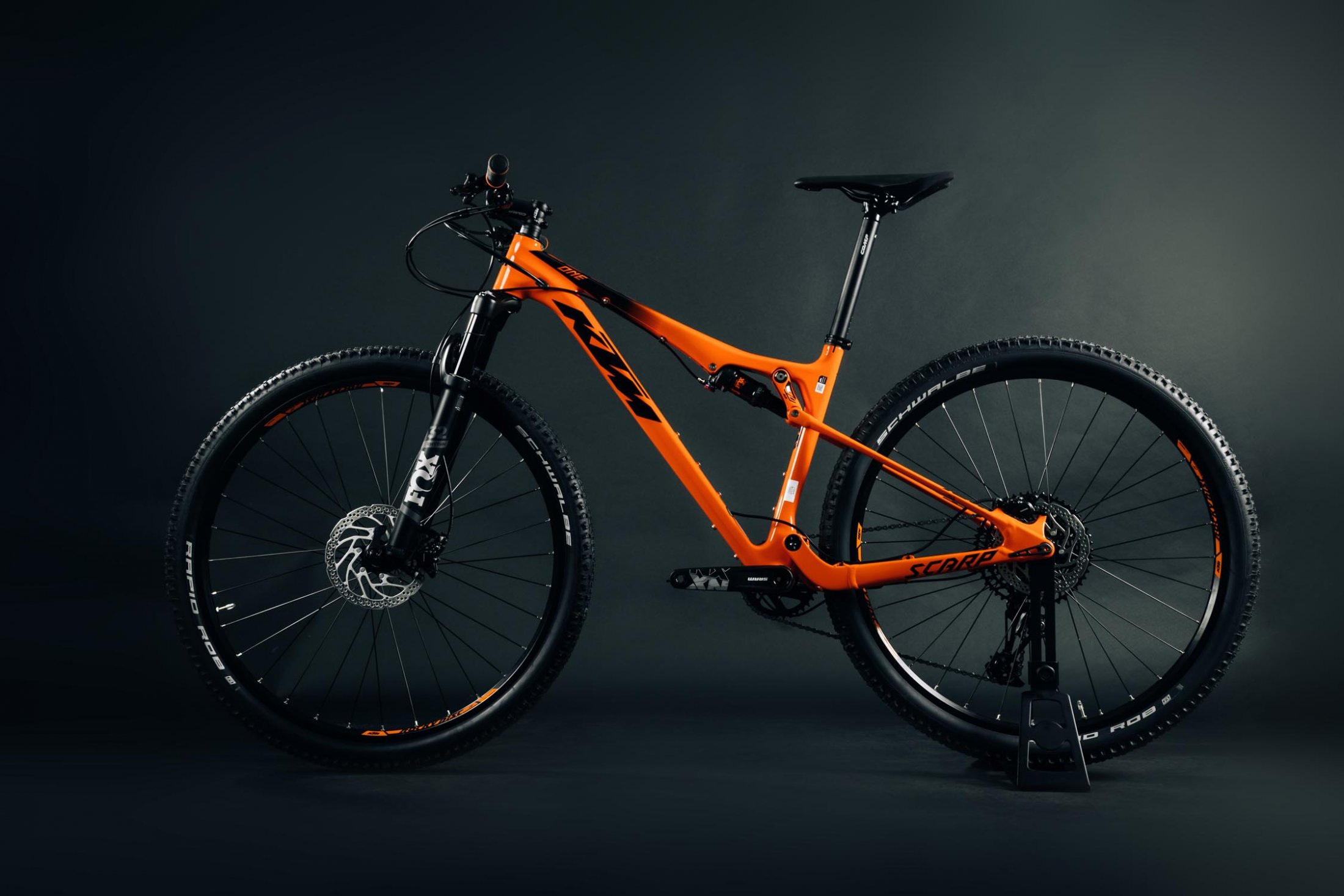 Ktm-scarp-one-1964-orange-glossy (10)