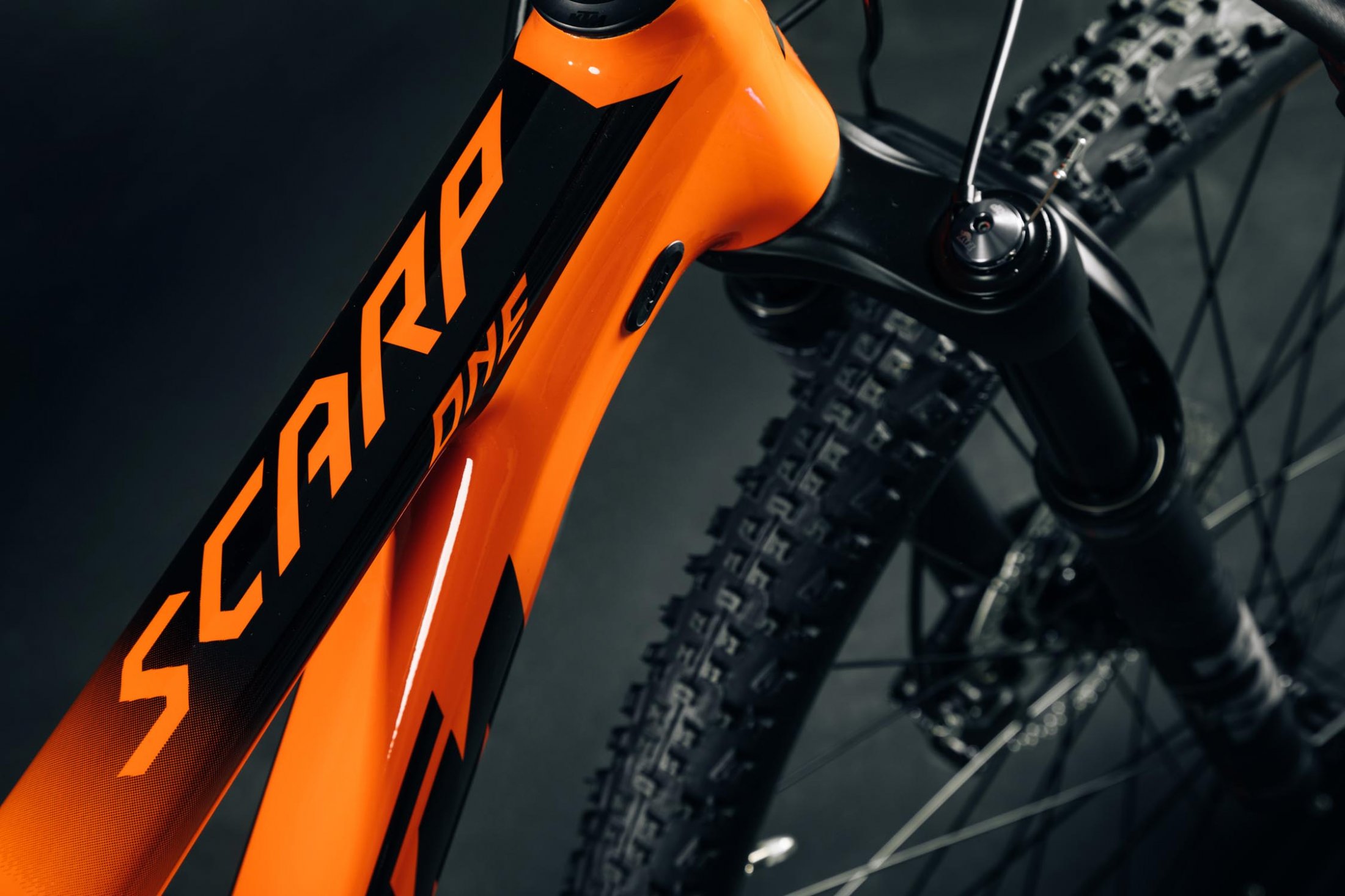 Ktm-scarp-one-1964-orange-glossy (5)