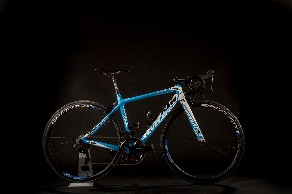 Revelator-w52-fc-porto-2017 (13)