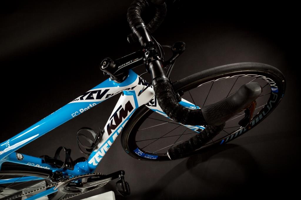 Revelator-w52-fc-porto-2017 (16)