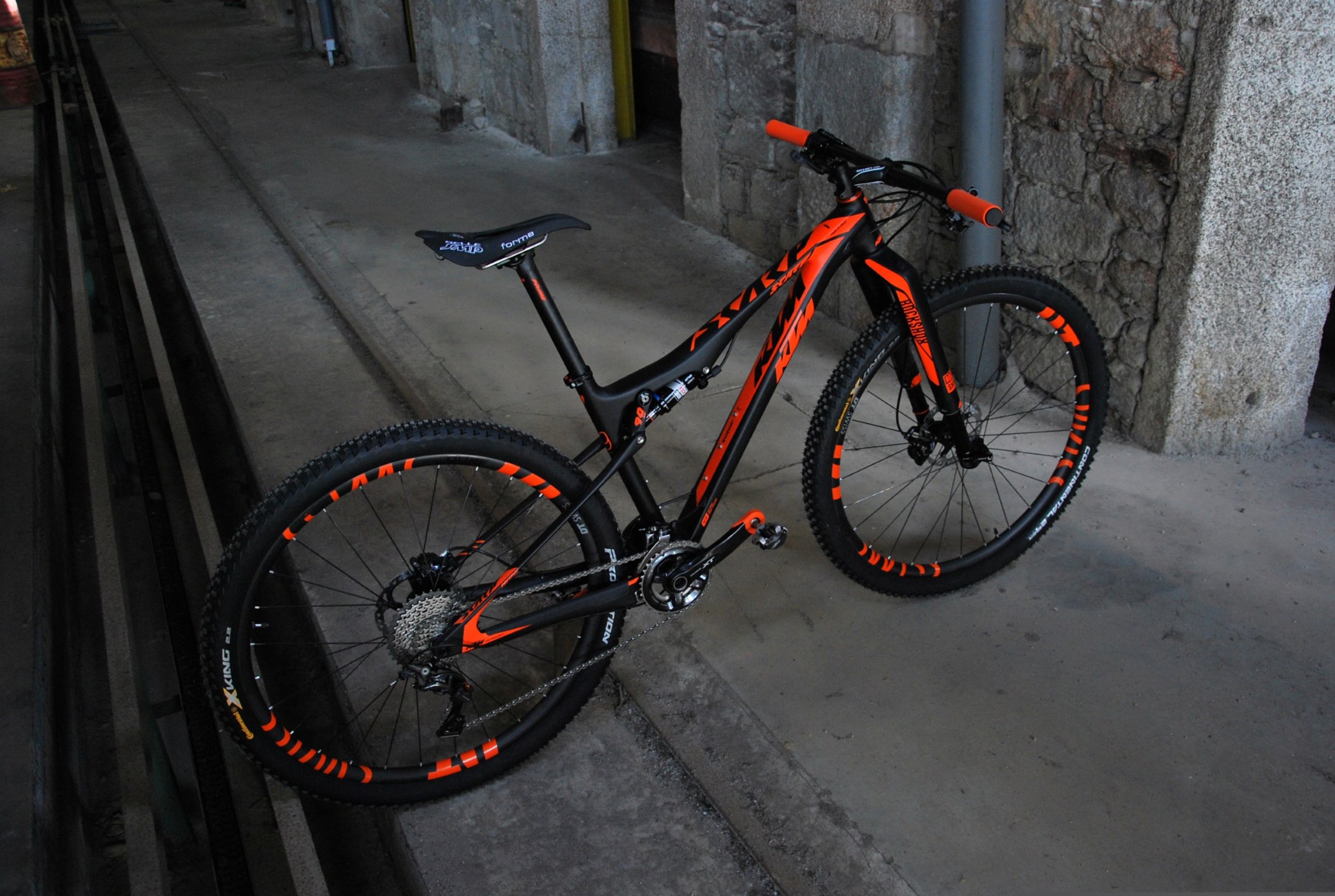 Scarp-prestige-custom (1)