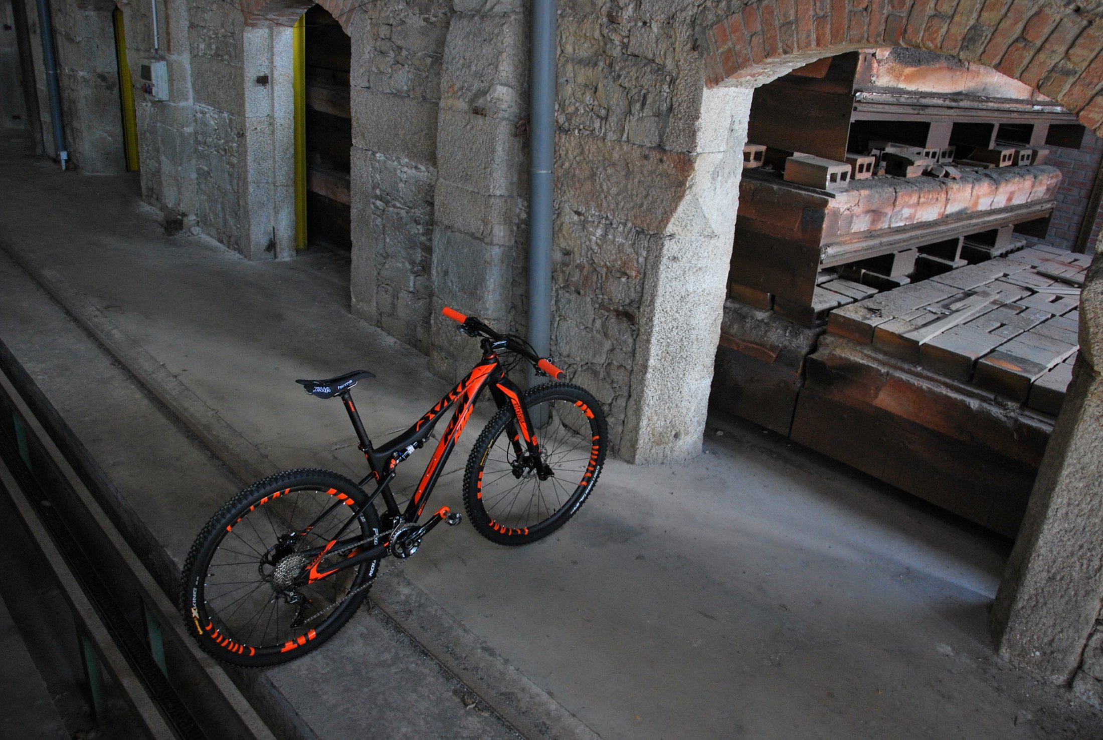 Scarp-prestige-custom (4)